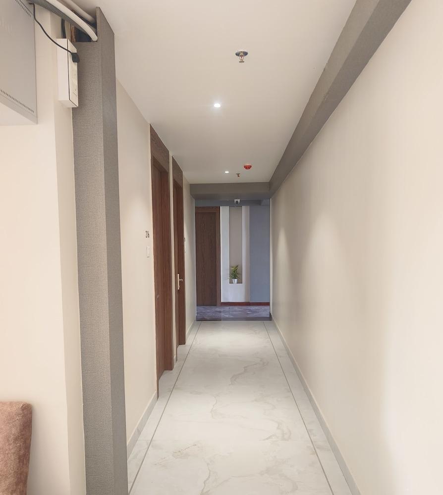 Vista Lobby Hotel Palace View