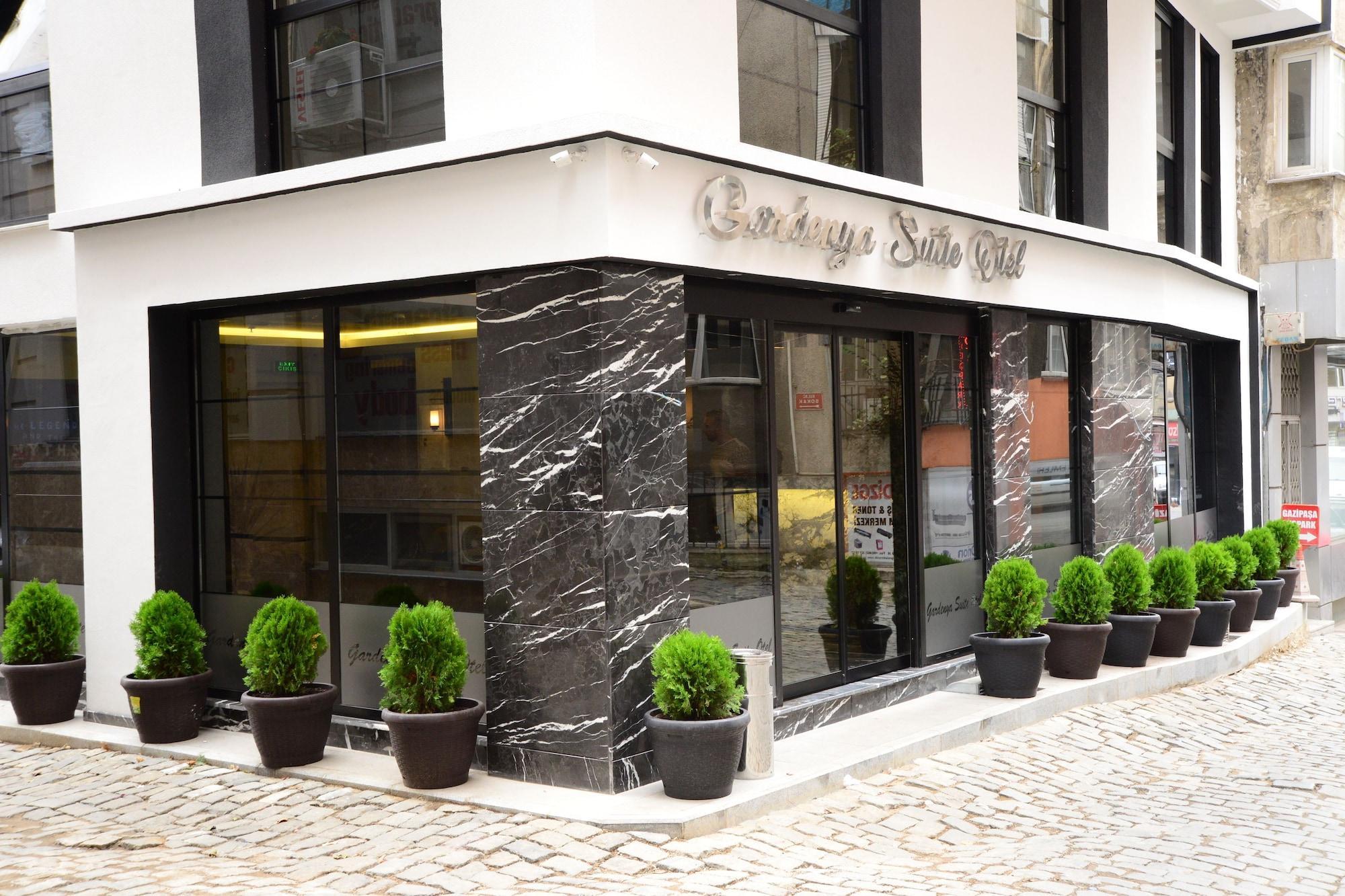 Vista Exterior Gardenya Suit Hotel