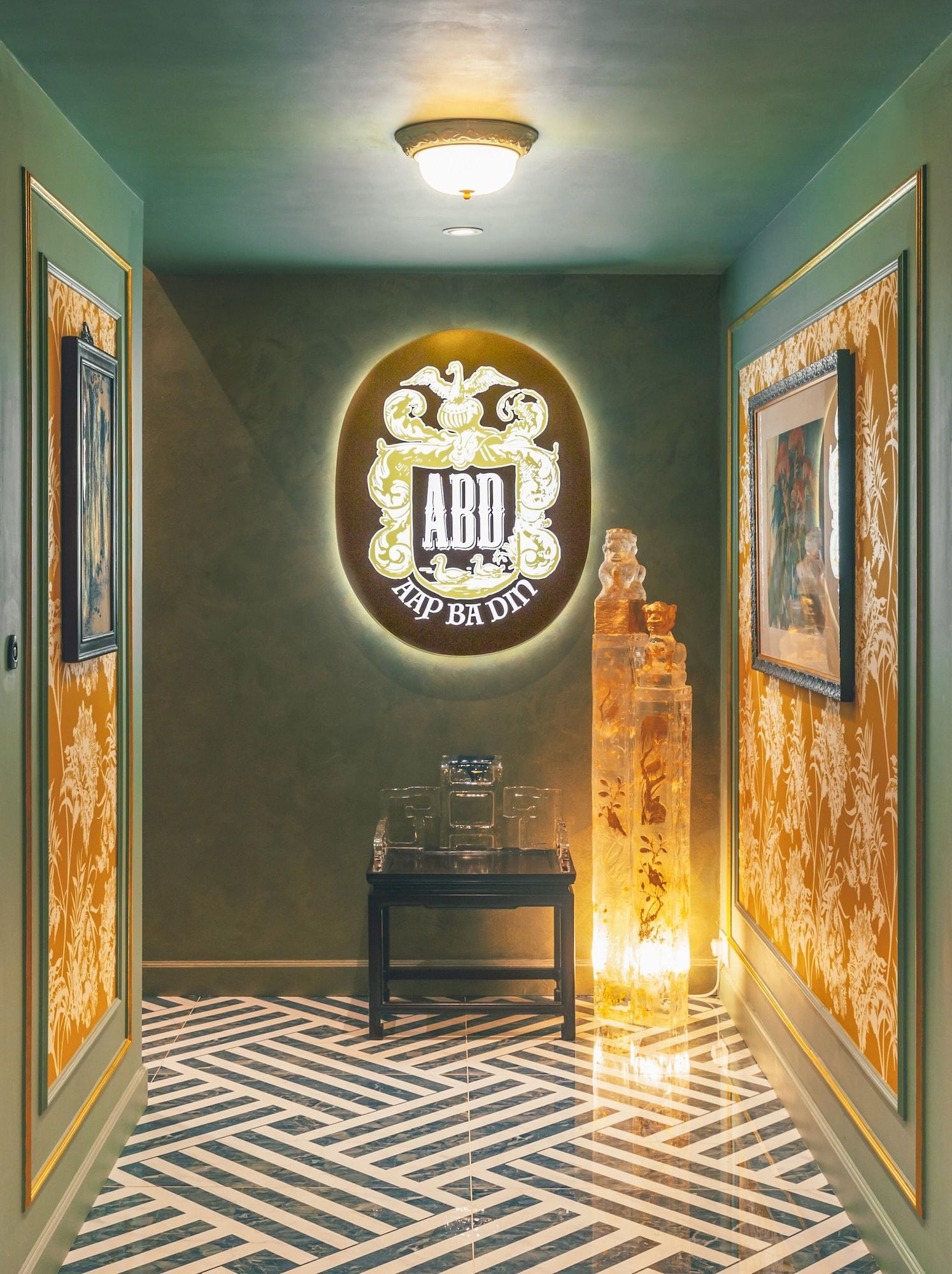 Restaurant Lan Kwai Fong Hotel @ Kau U Fong