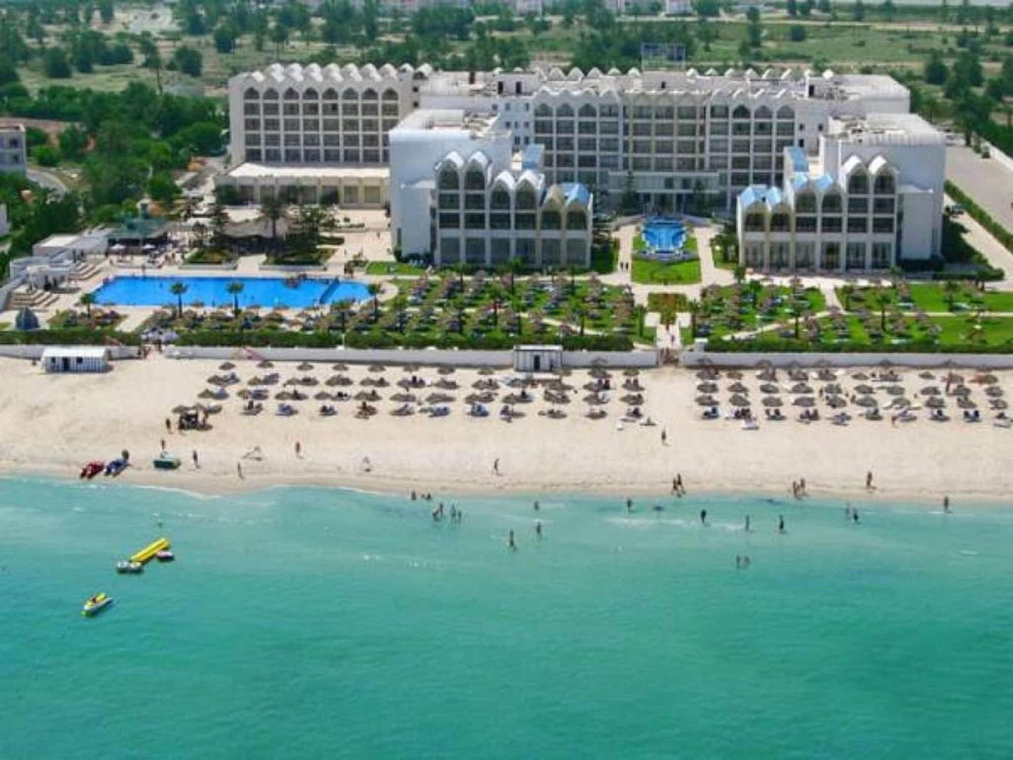 Playa Amir Palace