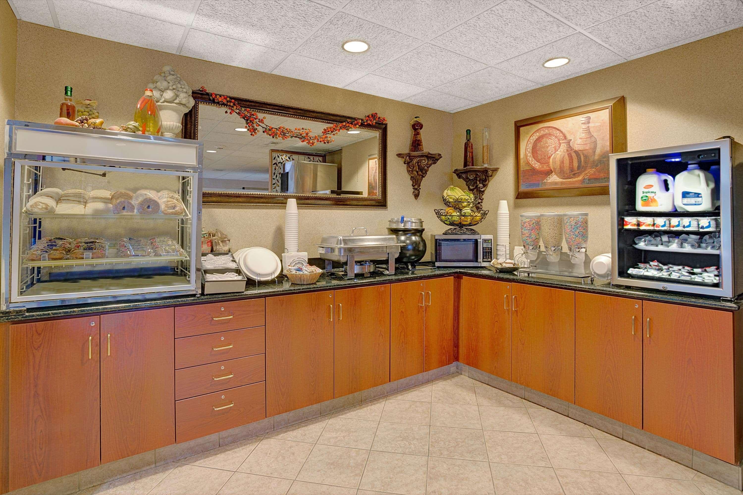 Restaurant Microtel Inn & Suites by Wyndham Indianapolis Airport