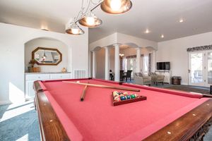 Alquiler Vacacional - 82 acre Mountain Retreat w/ Pool & Spa near Yosemite sleeps 14