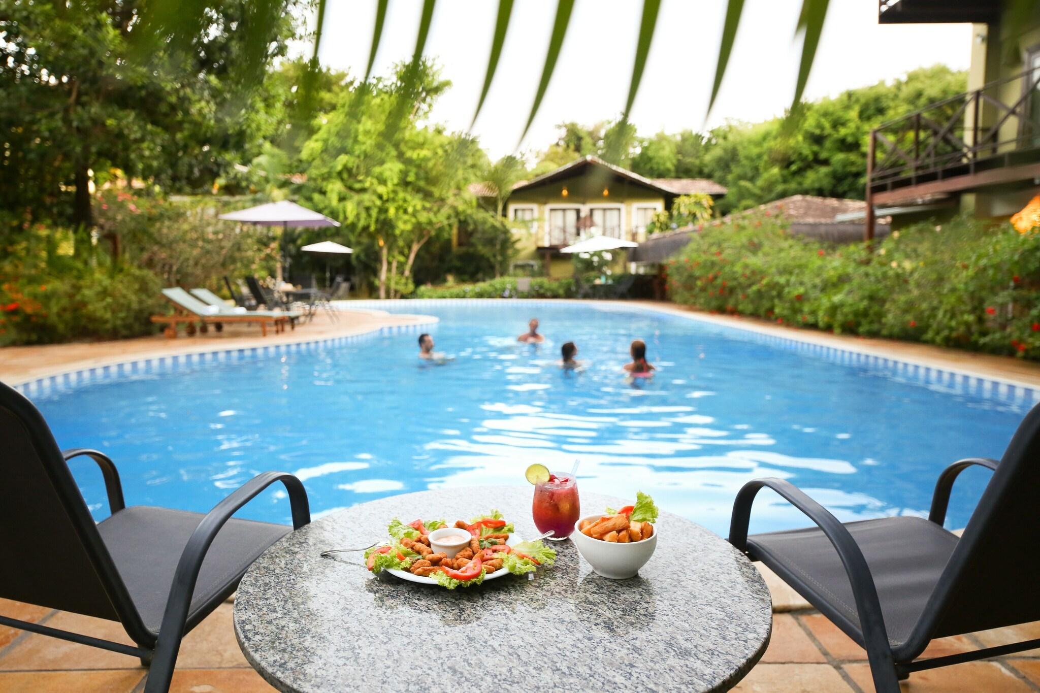 Vista Piscina Hotel Recanto da Mata