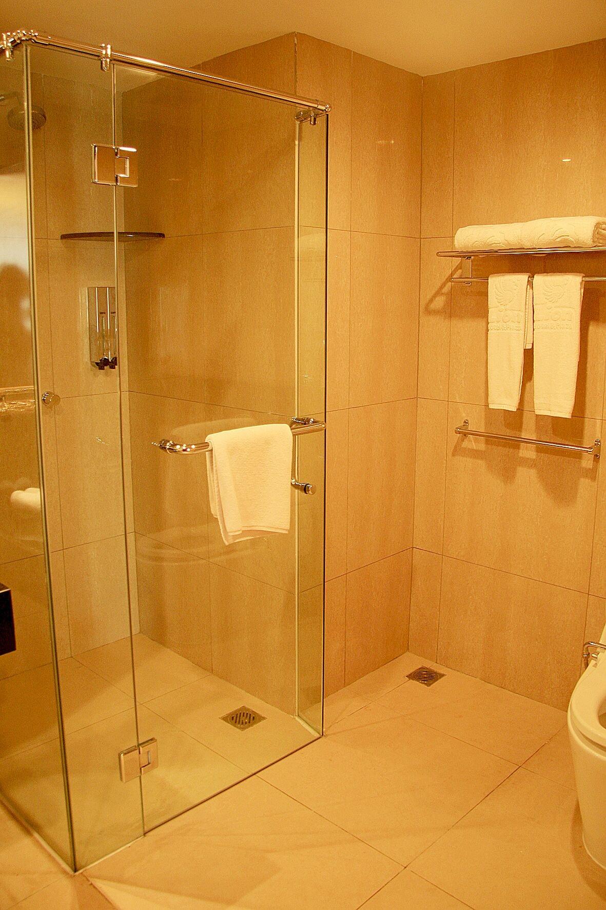 Equipamiento de Habitación Lion Hotel & Plaza