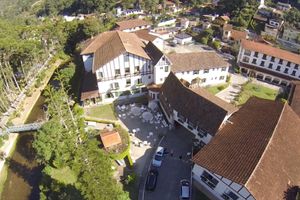 Alojamiento - Hotel Bucsky