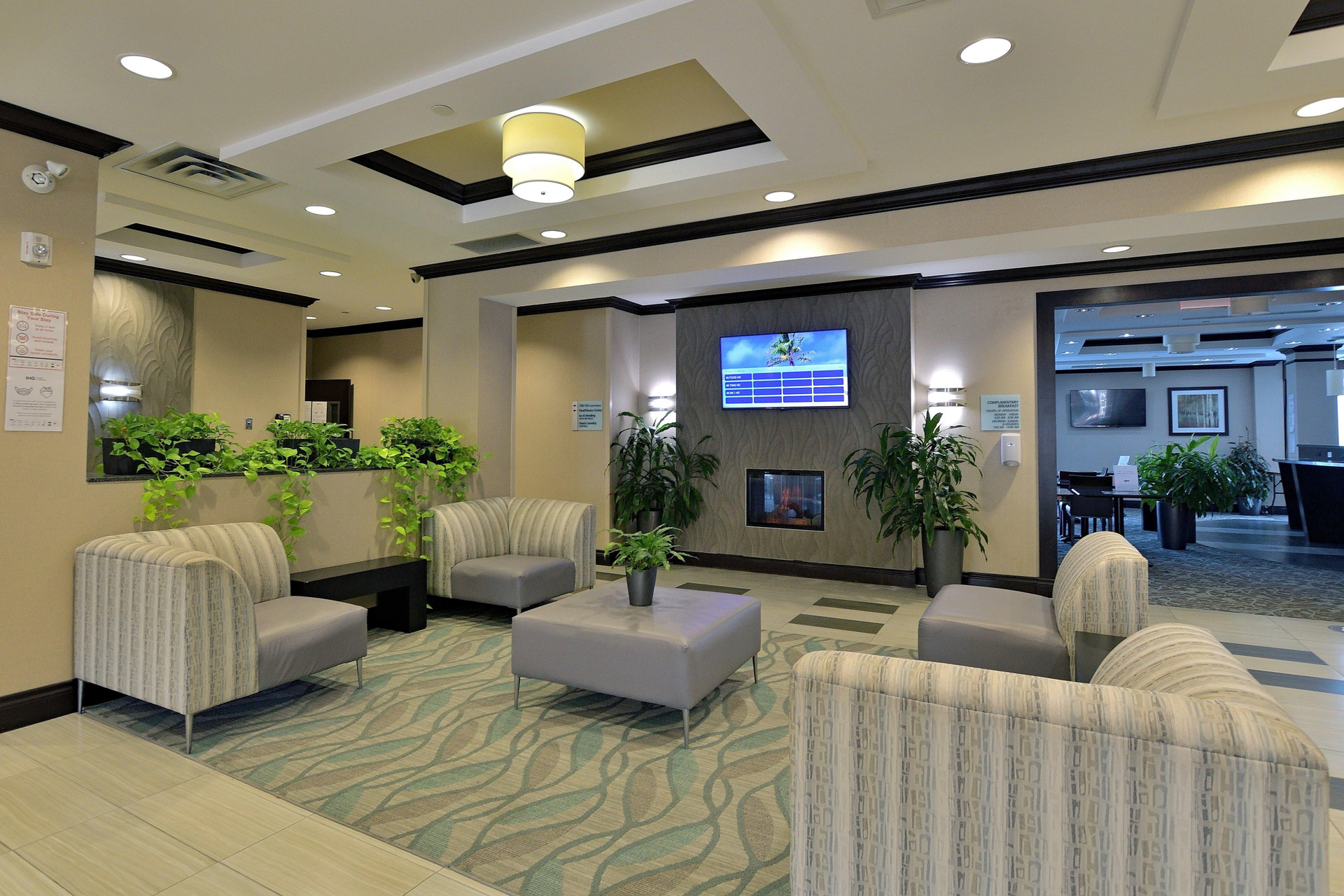 Vista Exterior Holiday Inn Express & Suites Ottawa East - Orleans by IHG