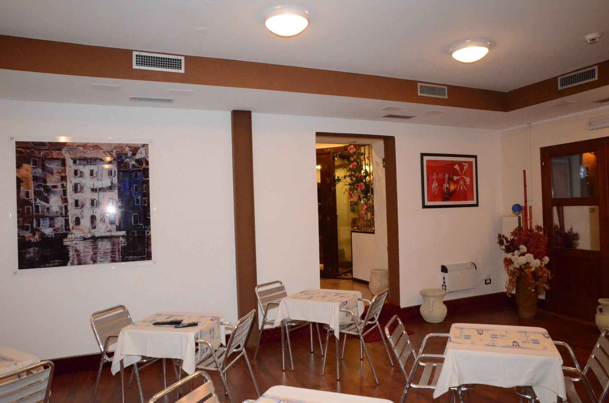 Restaurant hotel dulcinea