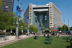 Alojamiento - Holiday Inn Express & Suites Detroit North - Troy by IHG