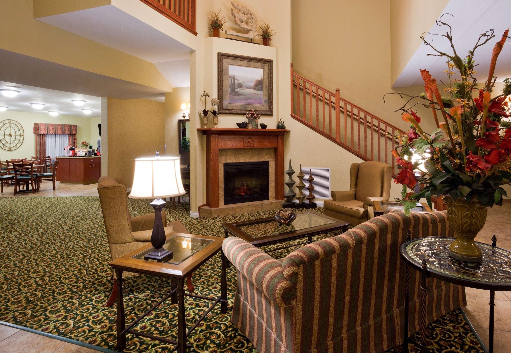 Vista Lobby GrandStay Residential Suites Hotel