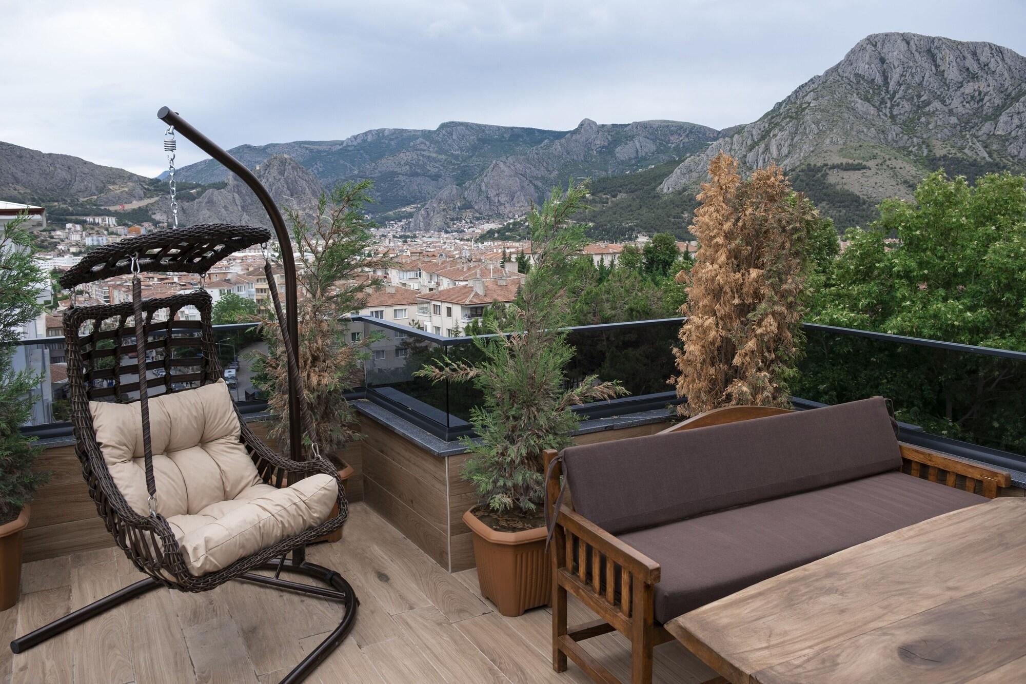 Varios Çınar Han Otel ve Cafe