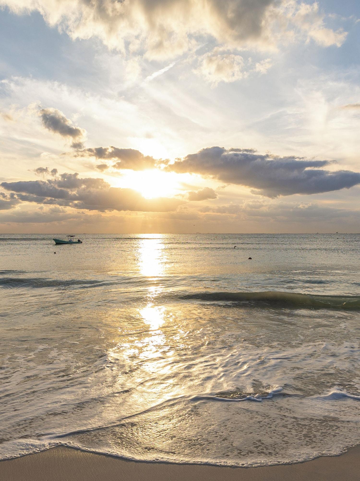 Playa Areia Playa del Carmen-Beach front Hotel