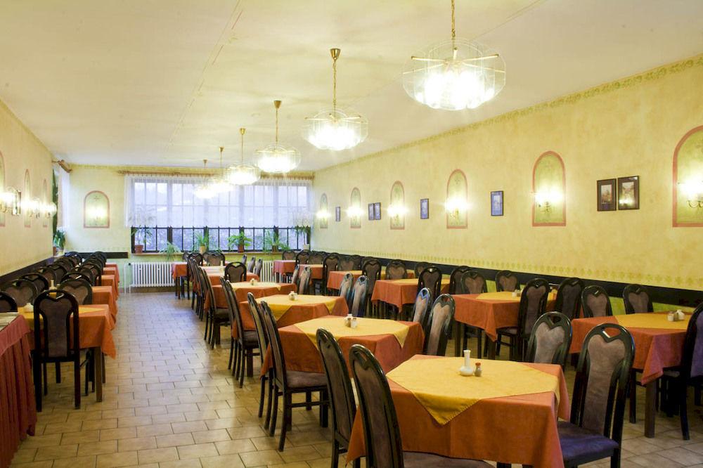 Restaurant EA Hotel Jasmín