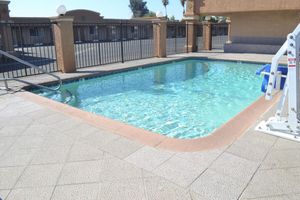 Alojamiento - Summerfield Inn Fresno Yosemite