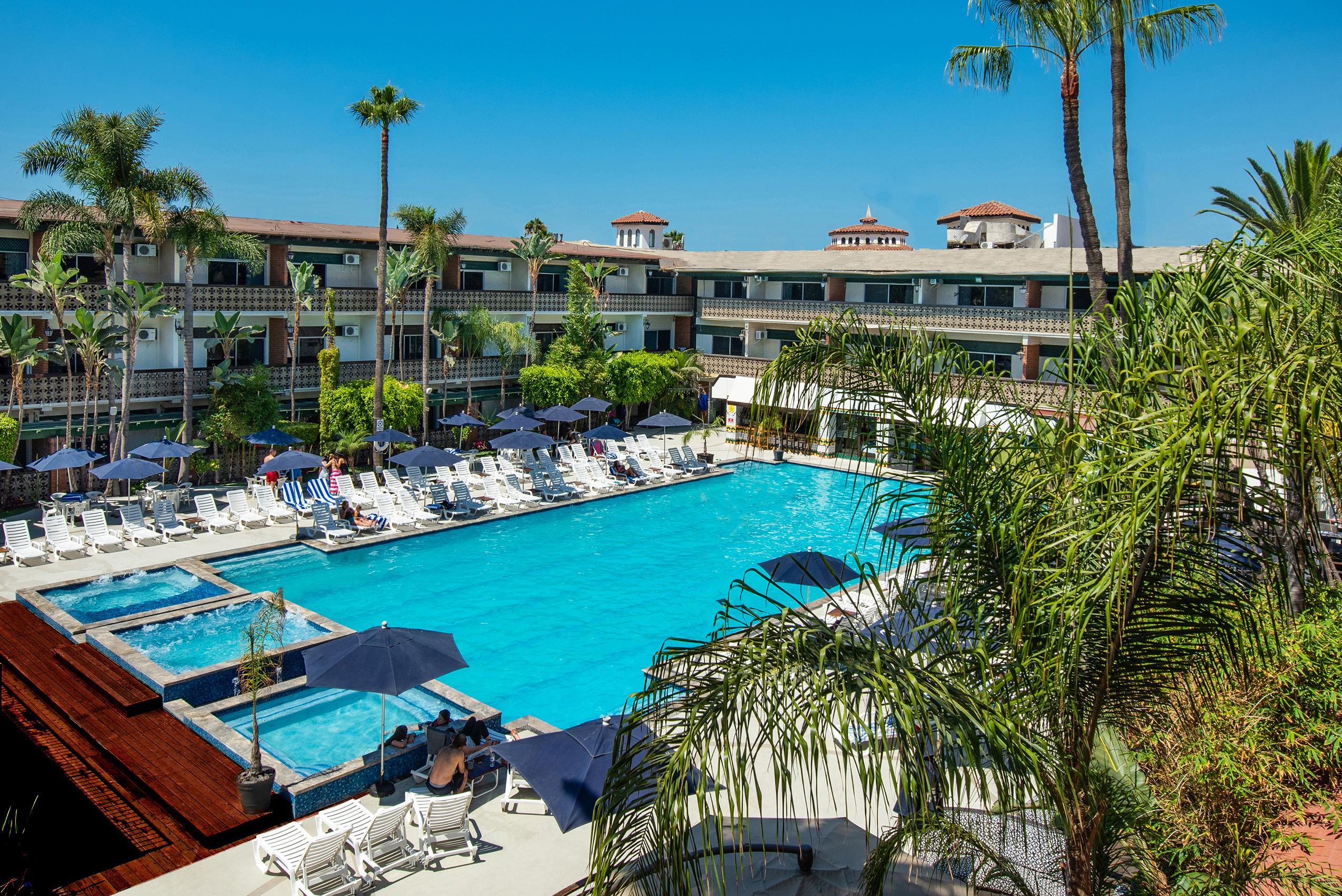 Vista Piscina San Nicolas Hotel And Casino