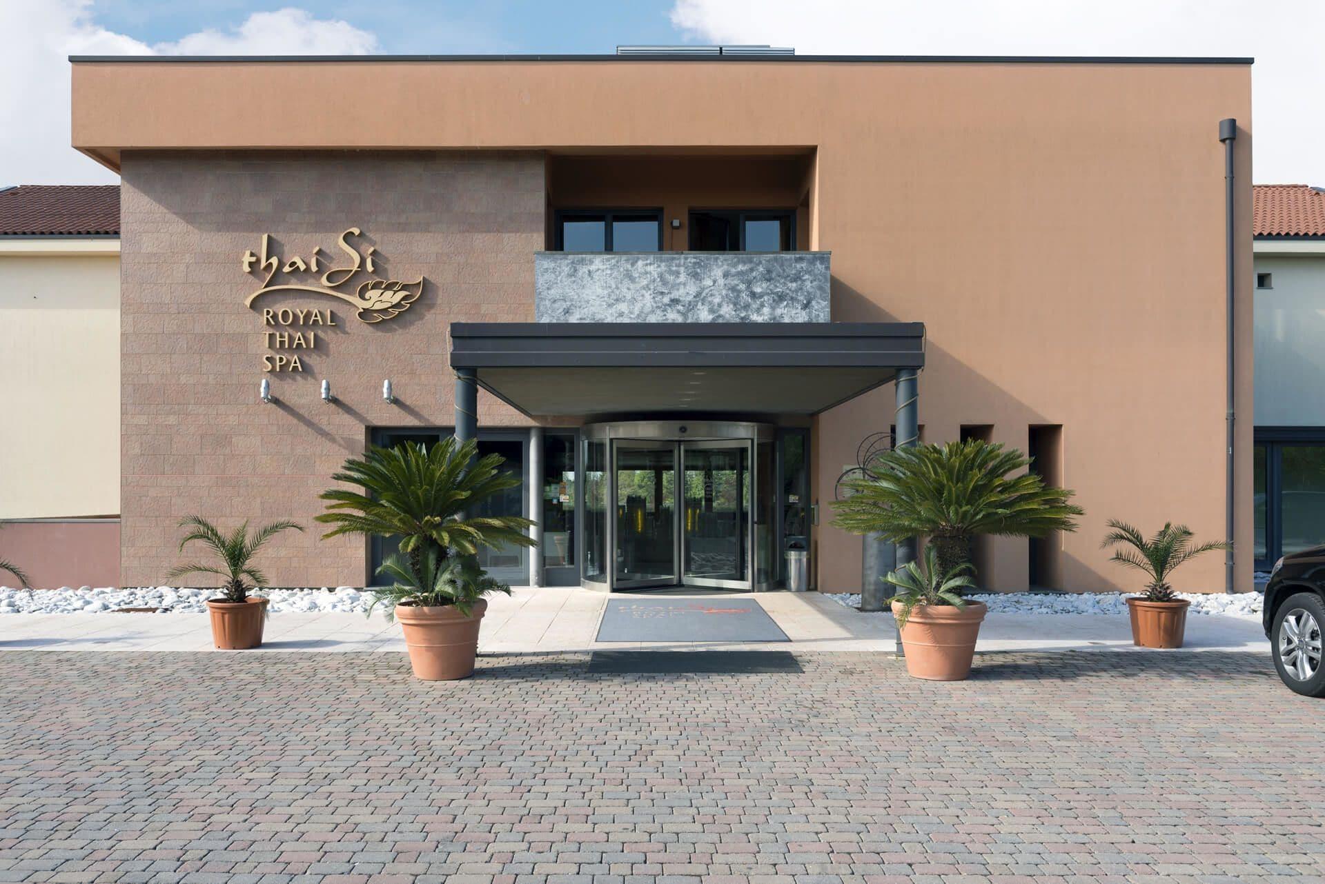 Vista Exterior Thai Si