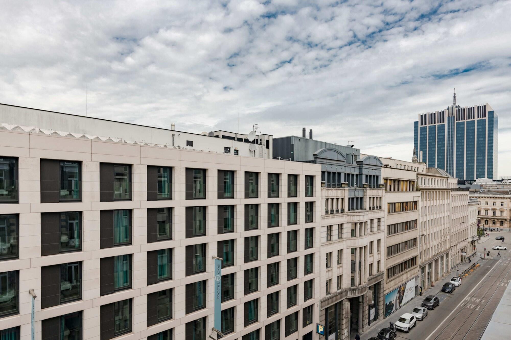 Vista Exterior Brussels Center Royal