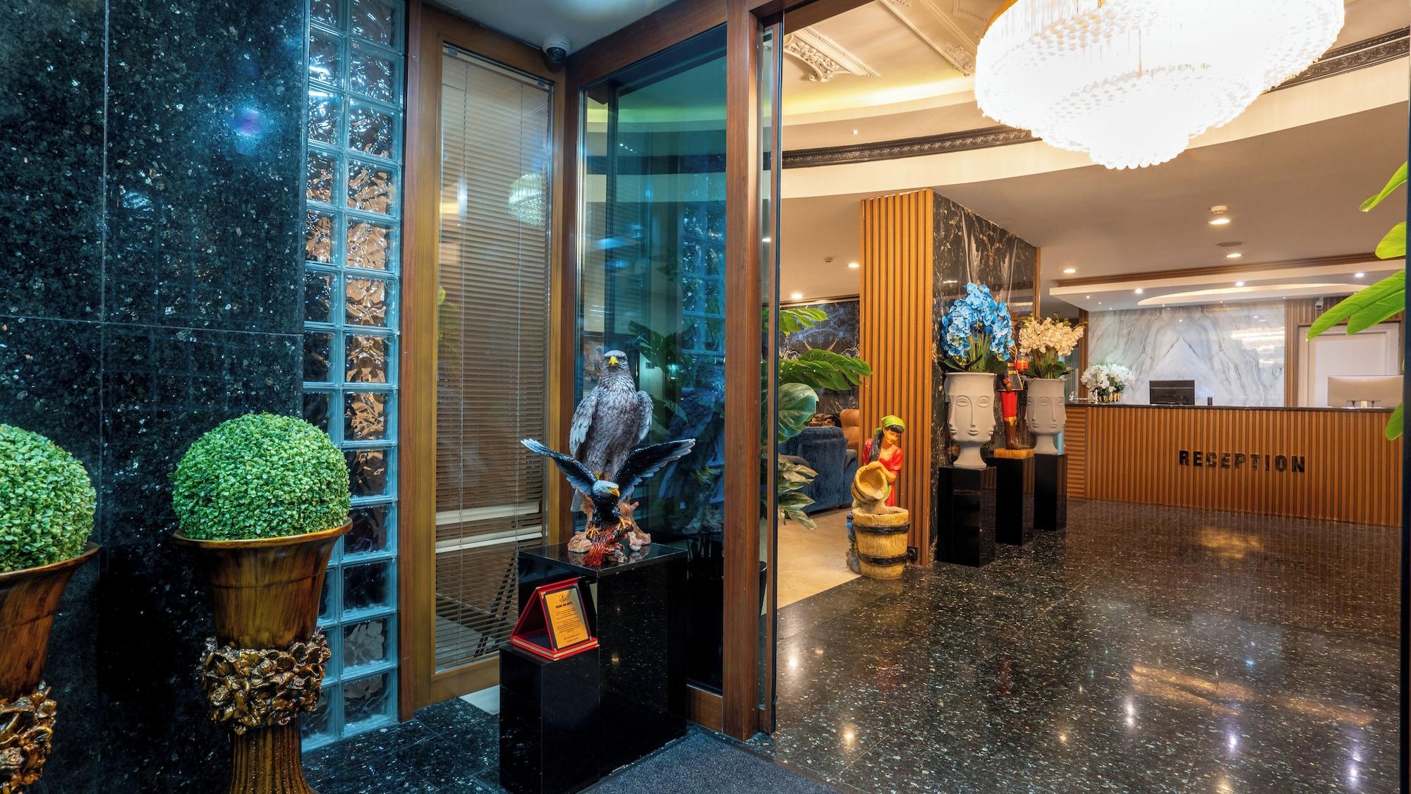 Vista Lobby Grand Ani Hotel