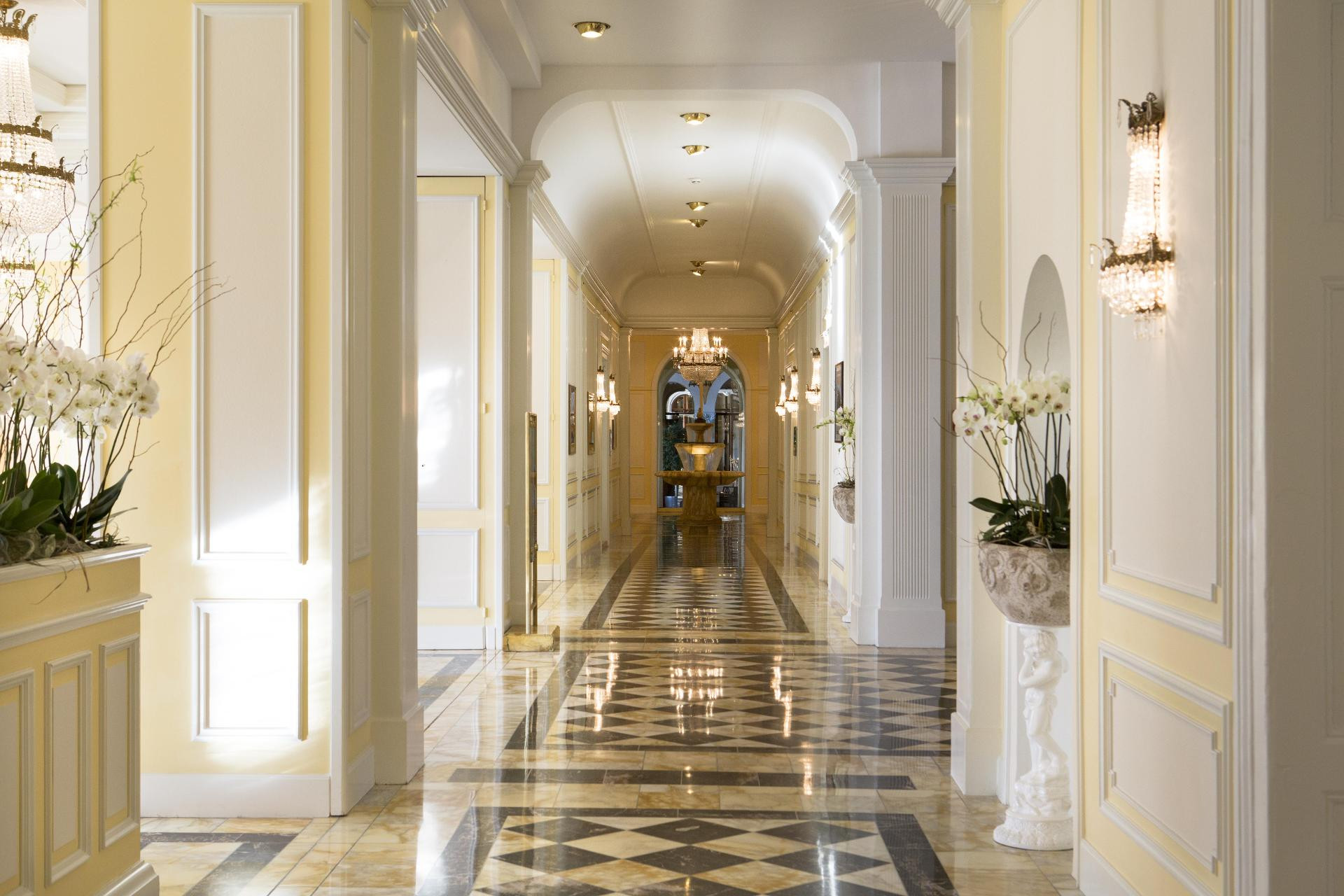 Vista Lobby Victoria Jungfrau Grand Hotel & Spa