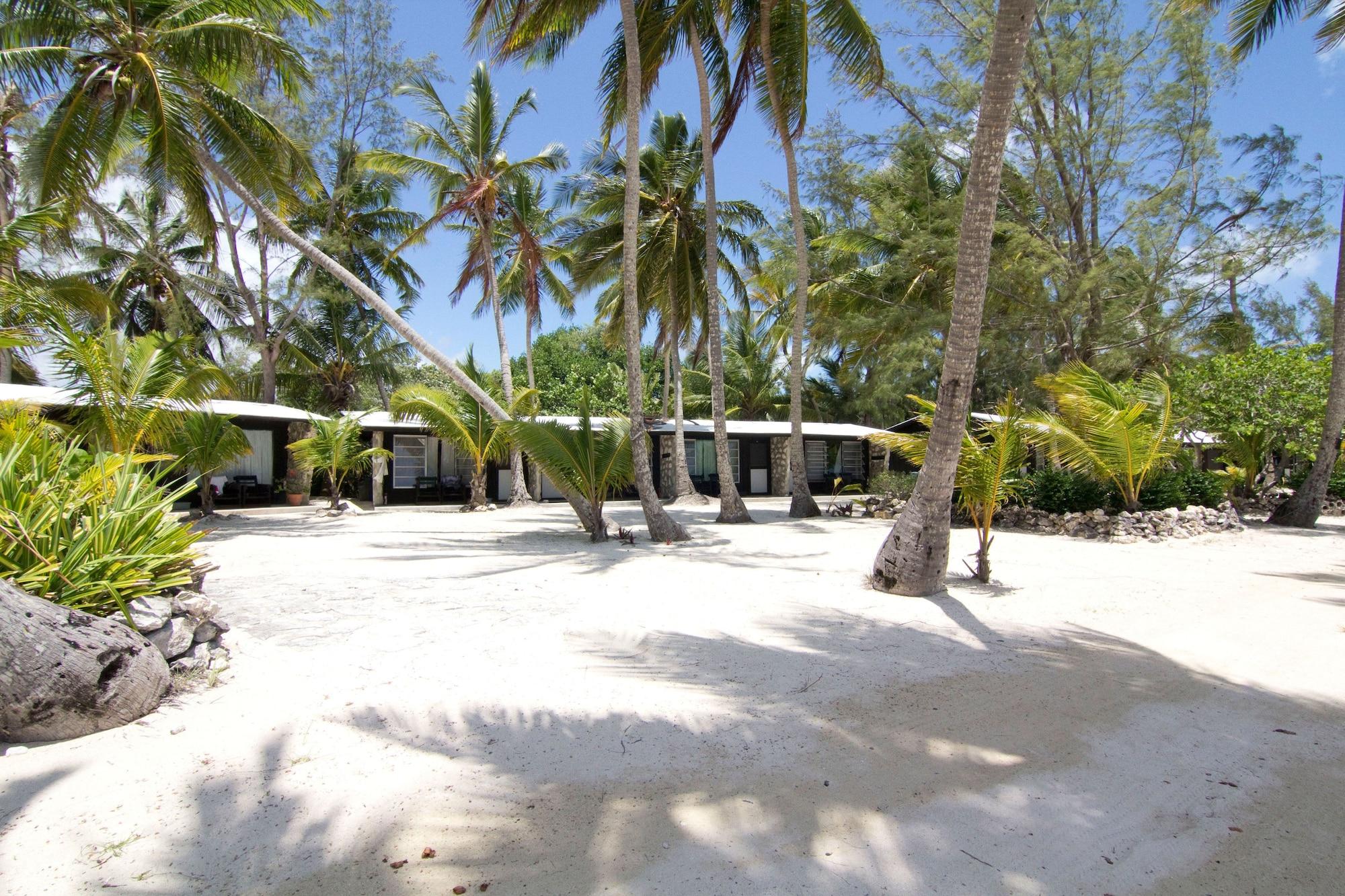 Playa Small Hope Bay Lodge