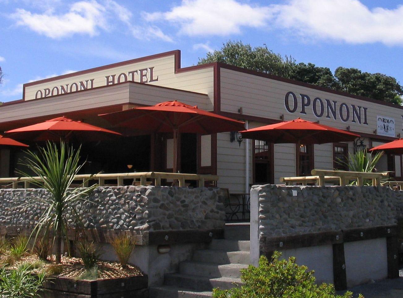 Vista Exterior Opononi Resort