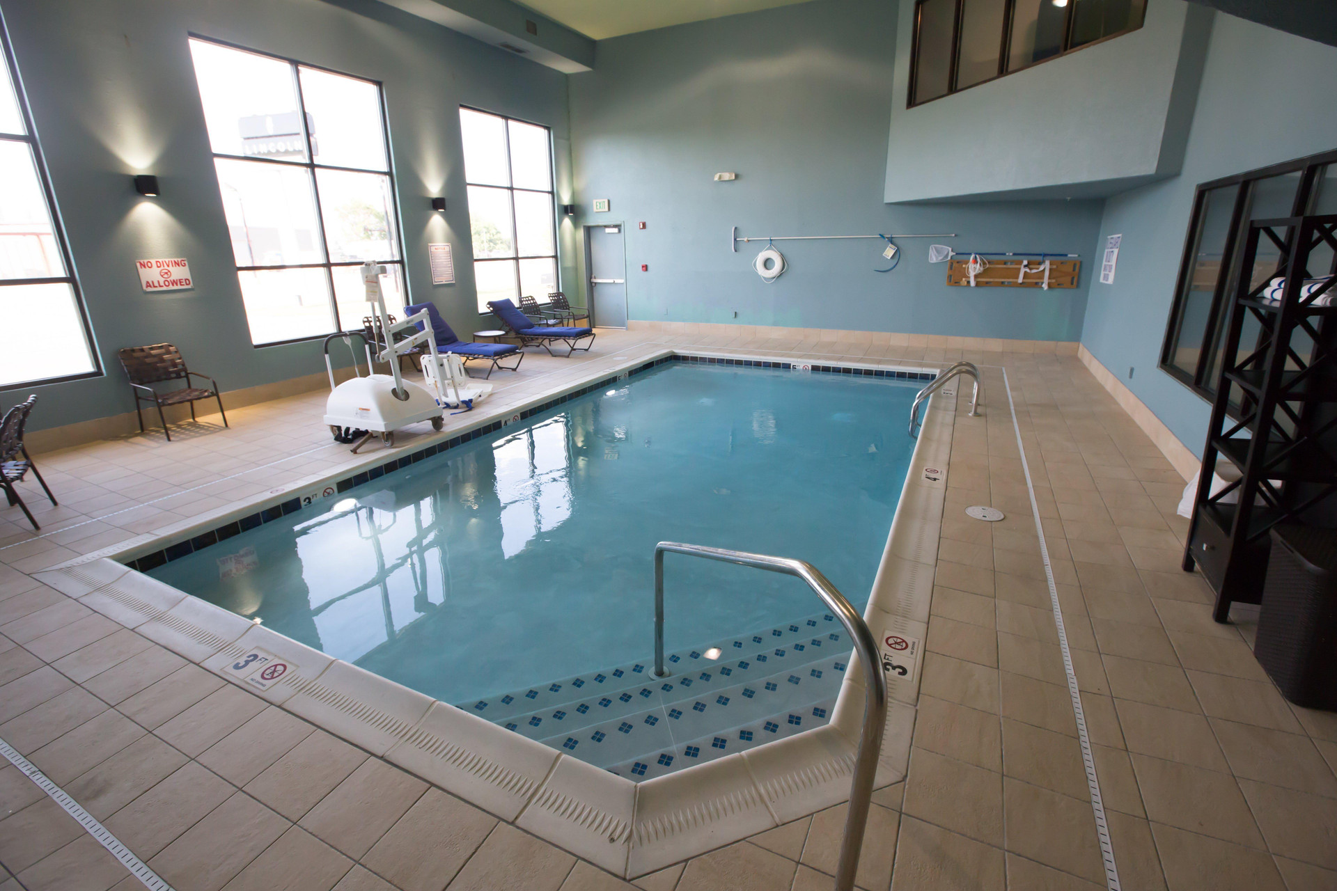 Vista Piscina Holiday Inn Express & Suites Madison