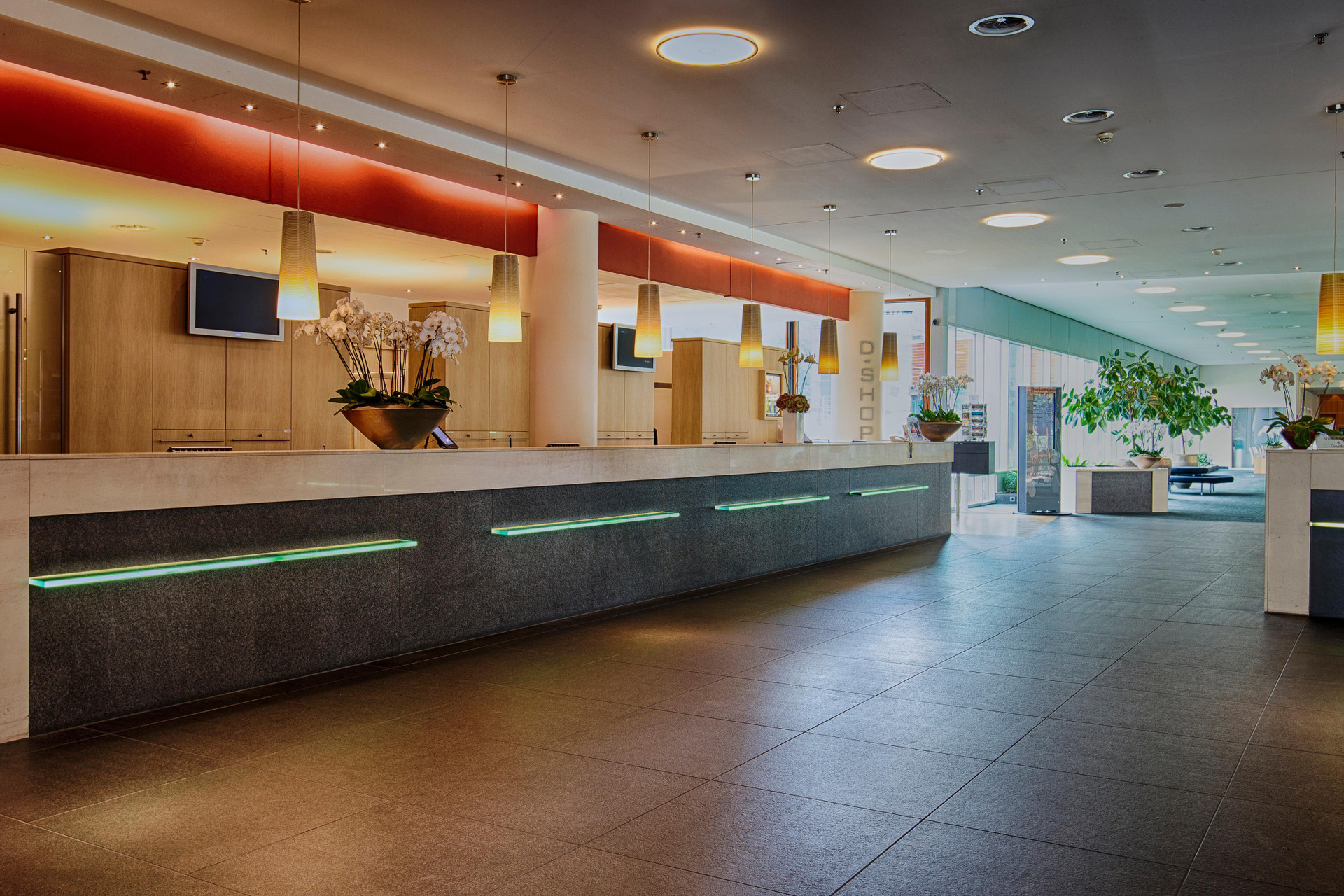 Vista Lobby Steigenberger Airport Hotel Amsterdam