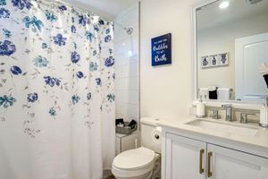 Alquiler Vacacional - Home near montgomery village w/ heated pool