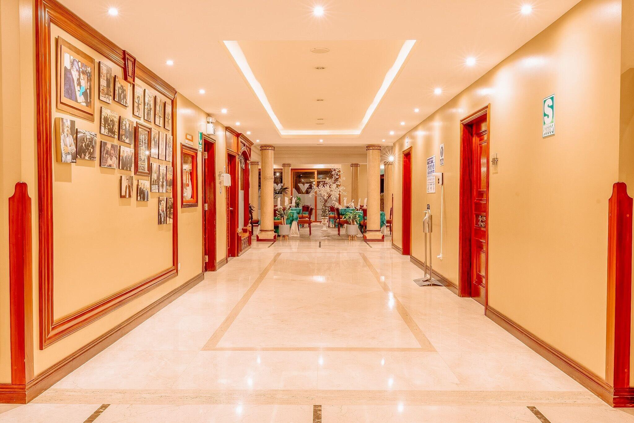 Varios Grand Victoria Boutique Hotel