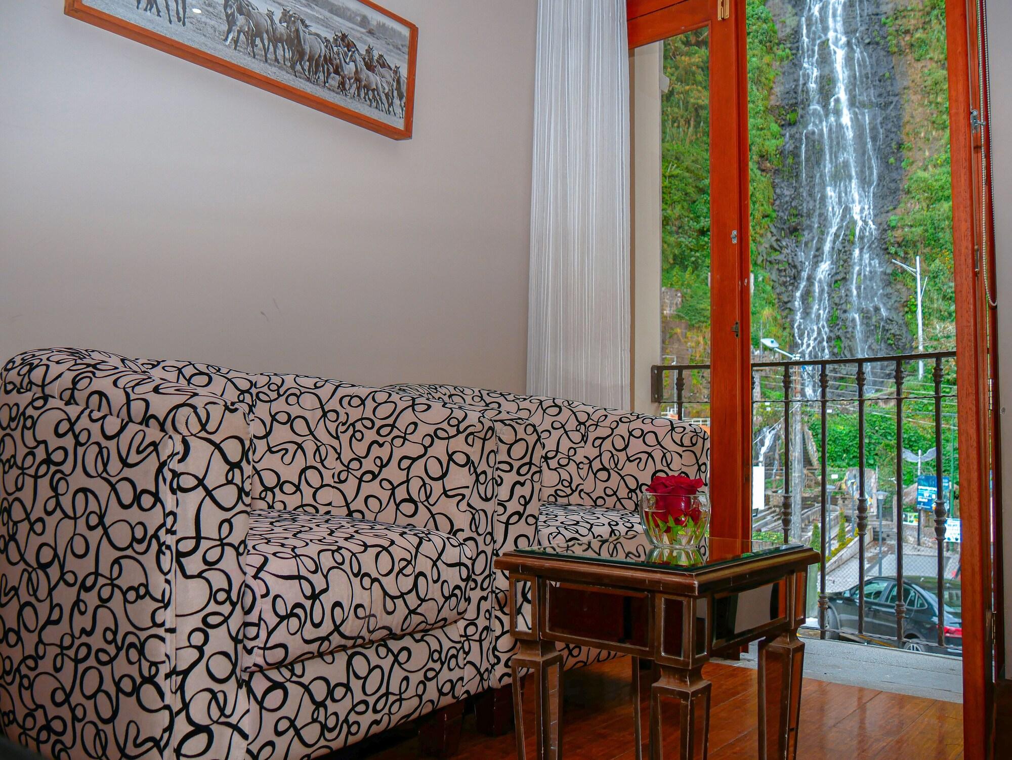 Vista Lobby Sangay Spa Hotel