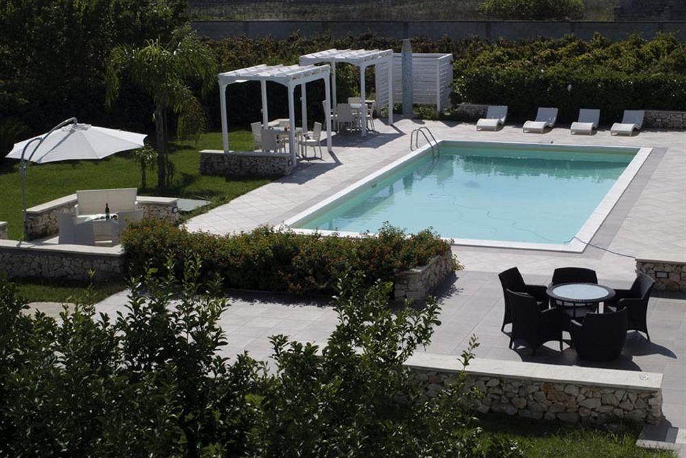 Varios Tenuta San Nicola