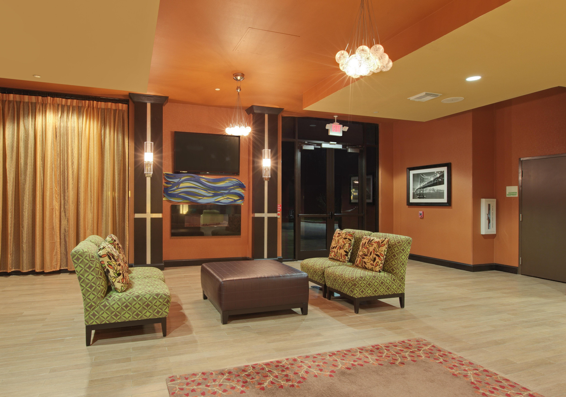 Vista Lobby Holiday Inn Houston East - Channelview by IHG