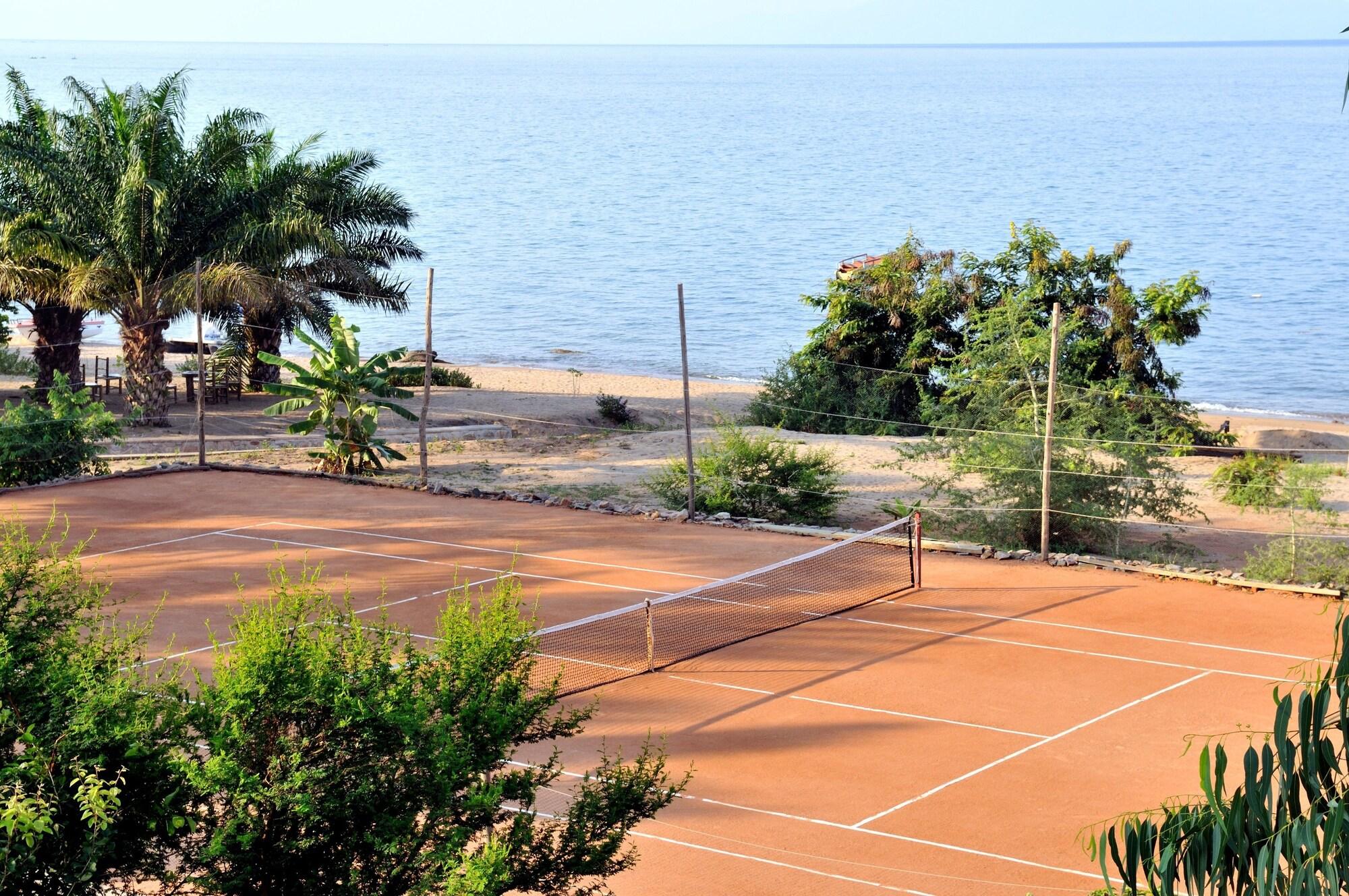 Instalaciones Recreativas Tanganyika Bluebay Resort