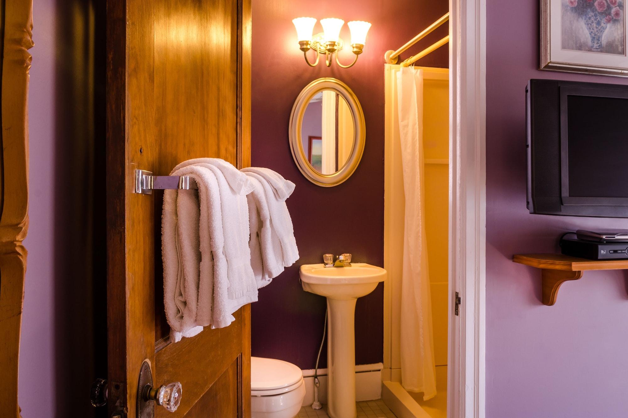 Equipamiento de Habitación Carisbrooke Inn