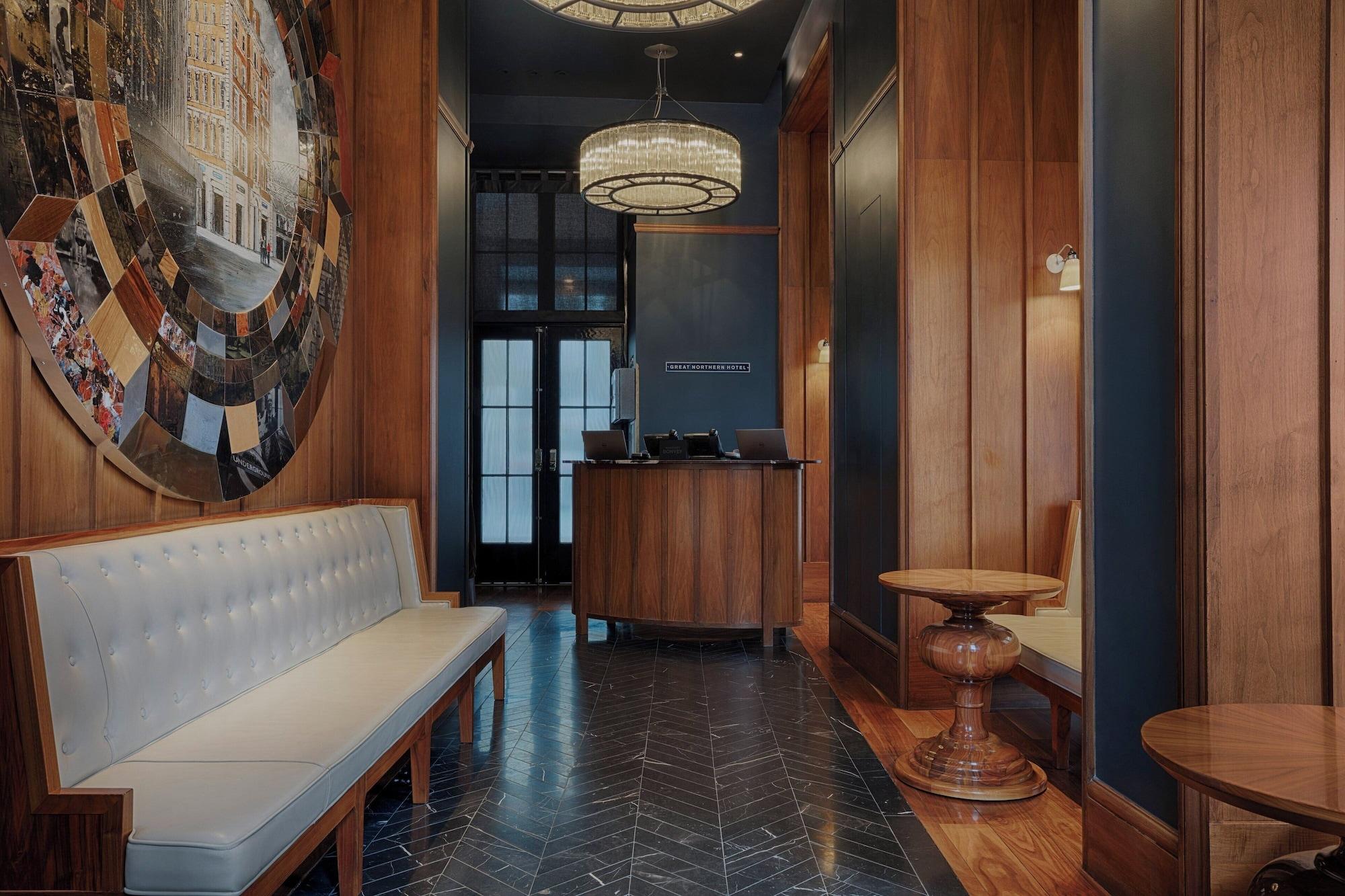 Vista Lobby Great Northern Hotel, a Tribute Portfolio Hotel, London