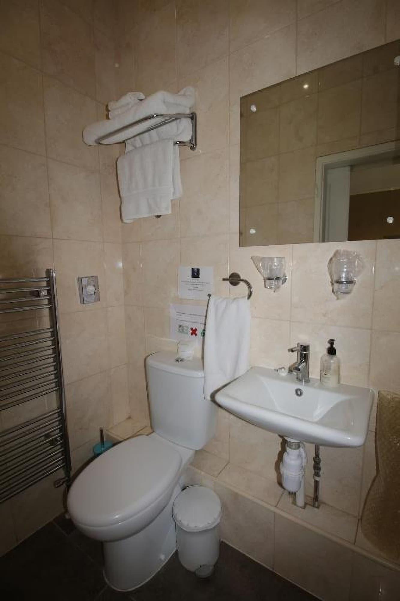 Equipamiento de Habitación Tennyson