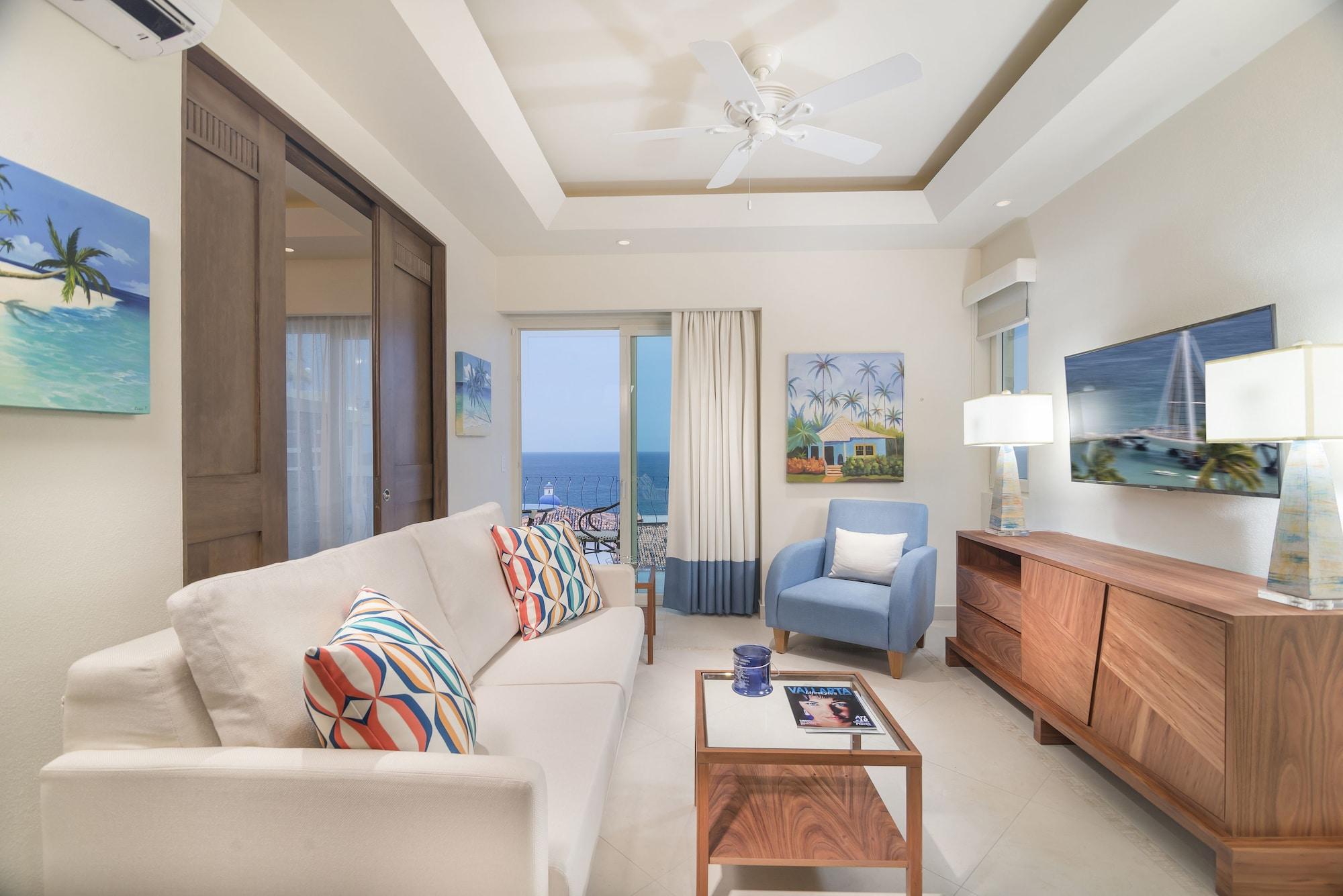 Varios V Azul Vallarta - Luxury Vacation Rental- Adults Only