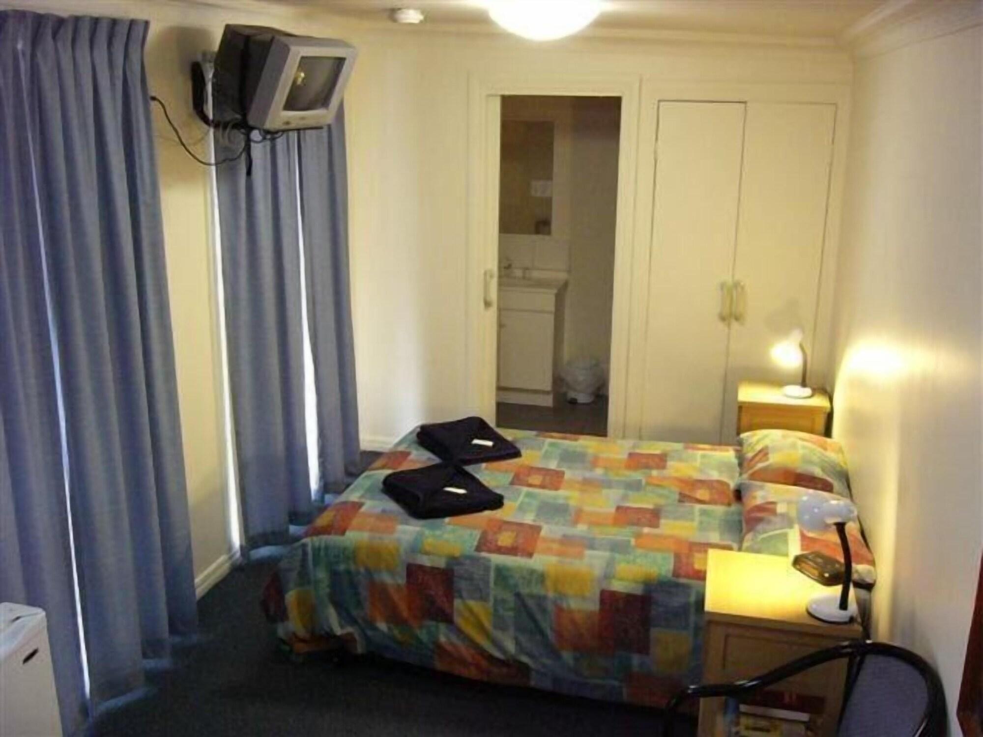 Habitación West City Motel