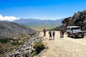 Actividad - Excursión en 4x4 por las montañas de Creta con almuerzo en una taberna.