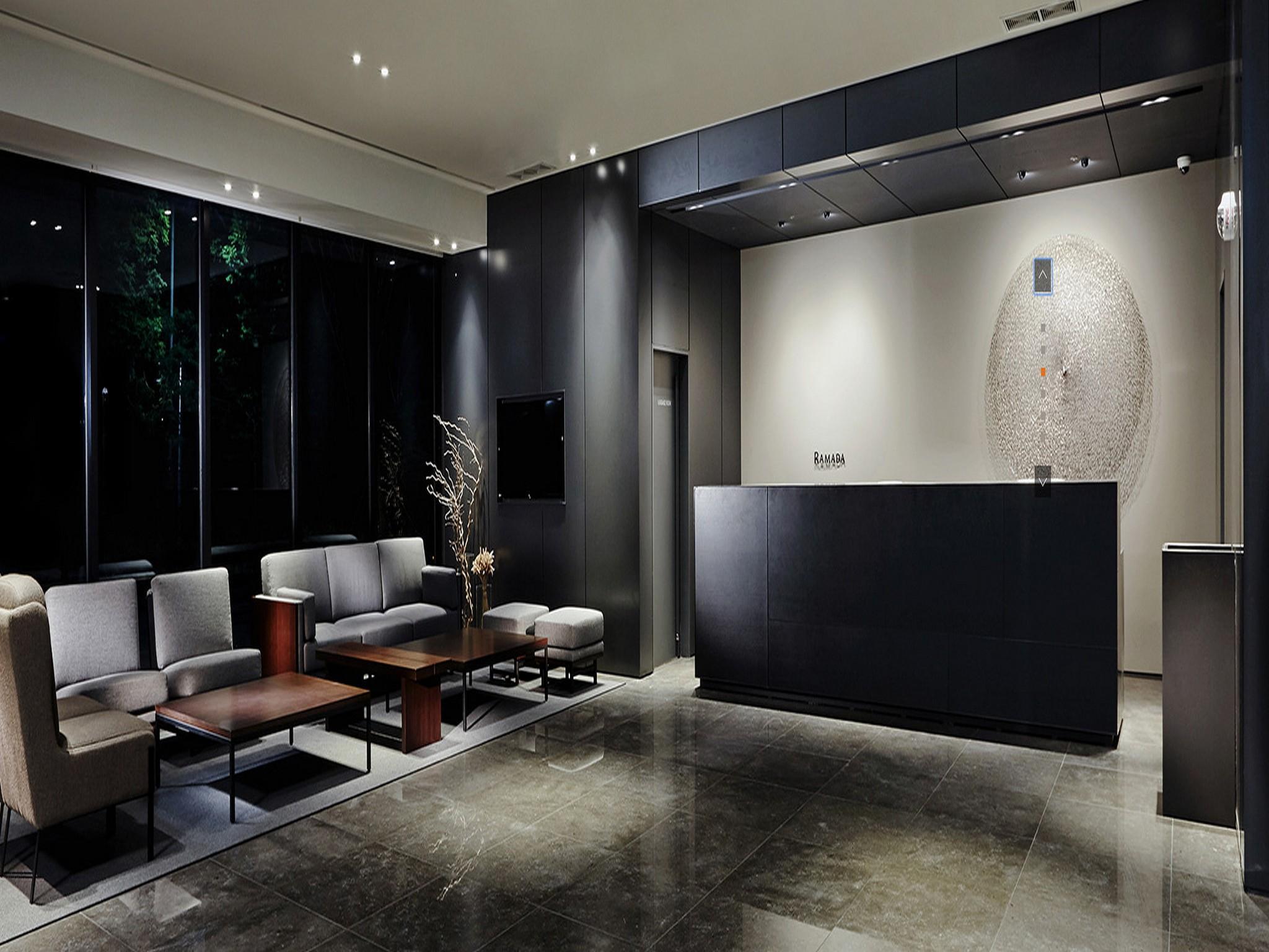 Vista Lobby Ramada By Wyndham Gunsan
