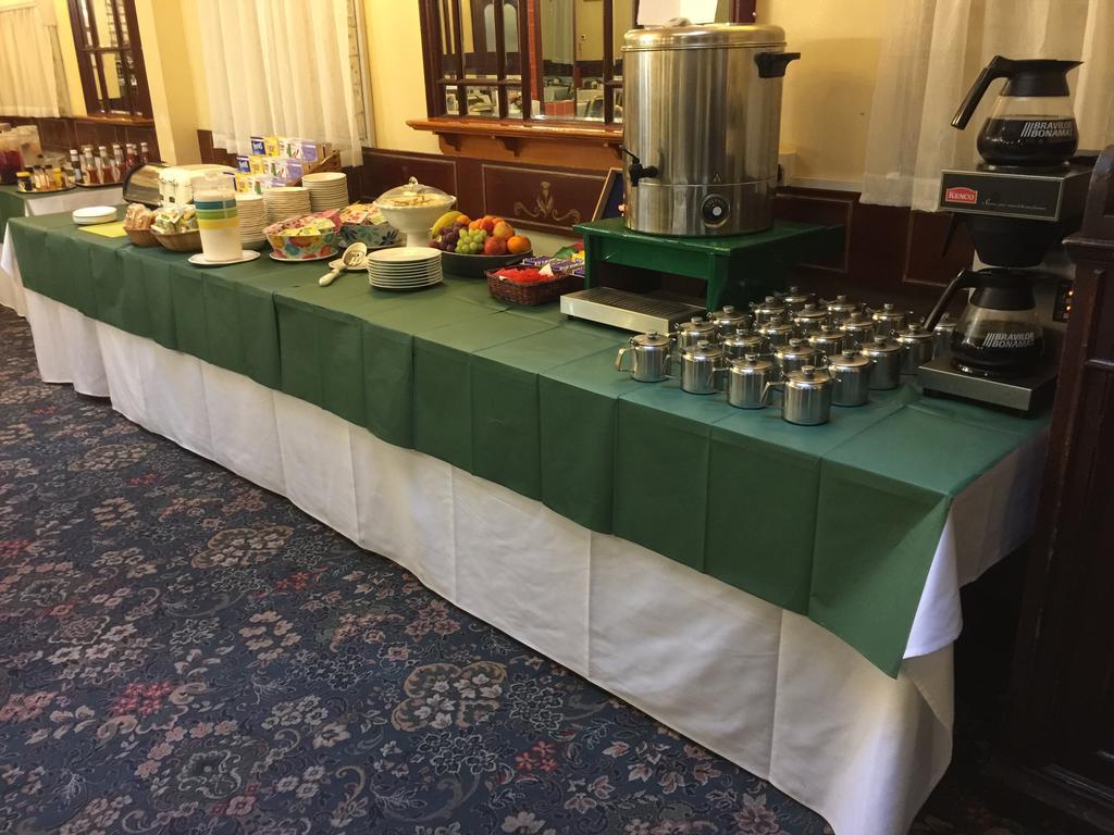 Restaurant Cardiff Sandringham Hotel
