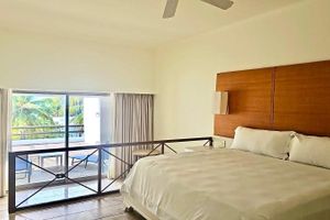 Alquiler Vacacional - Condo en Camino Real
