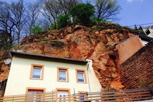 Alquiler Vacacional - FELSENHAUS with view over Trier - living in the rock