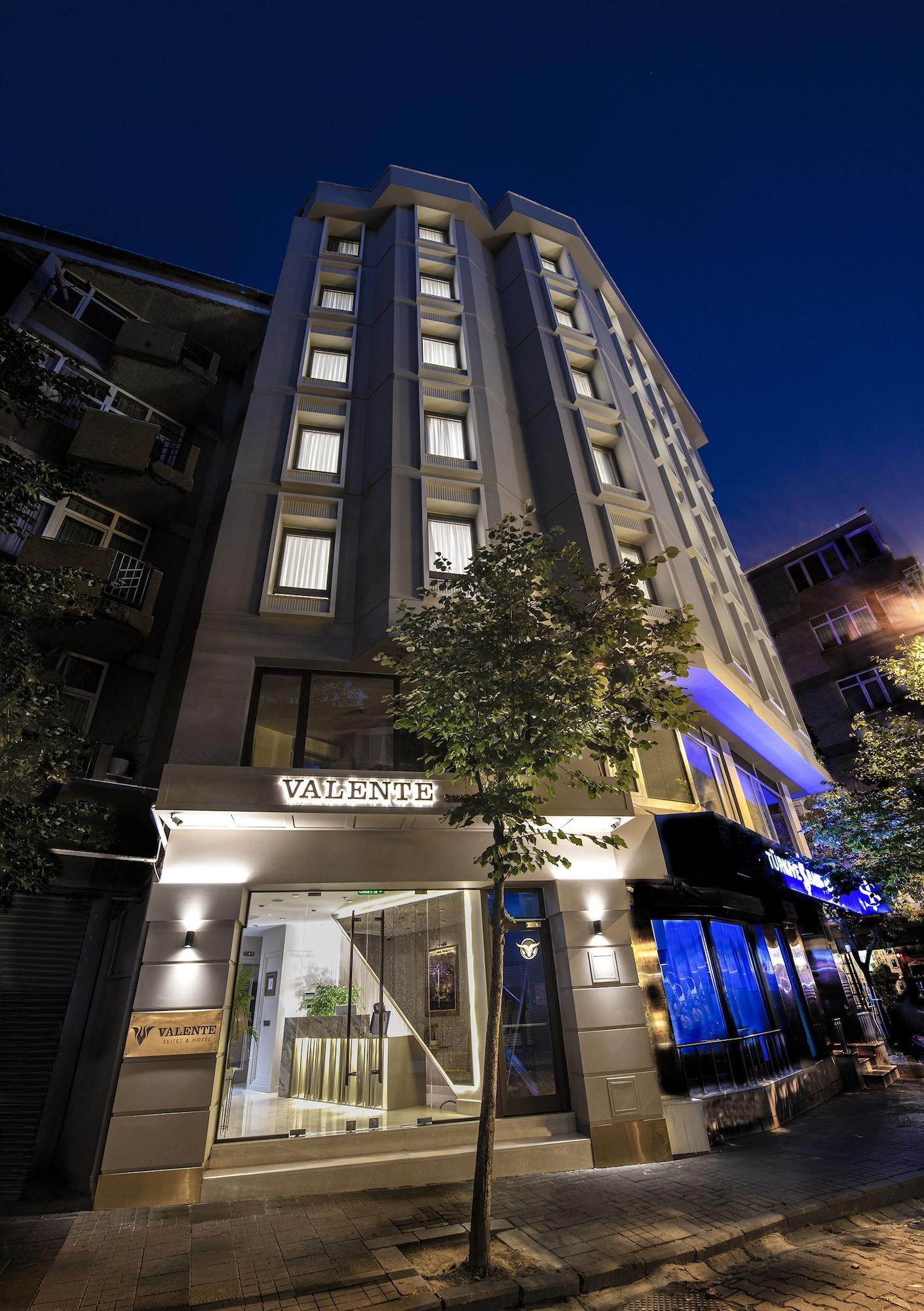 Vista Exterior Valente Suites & Hotel