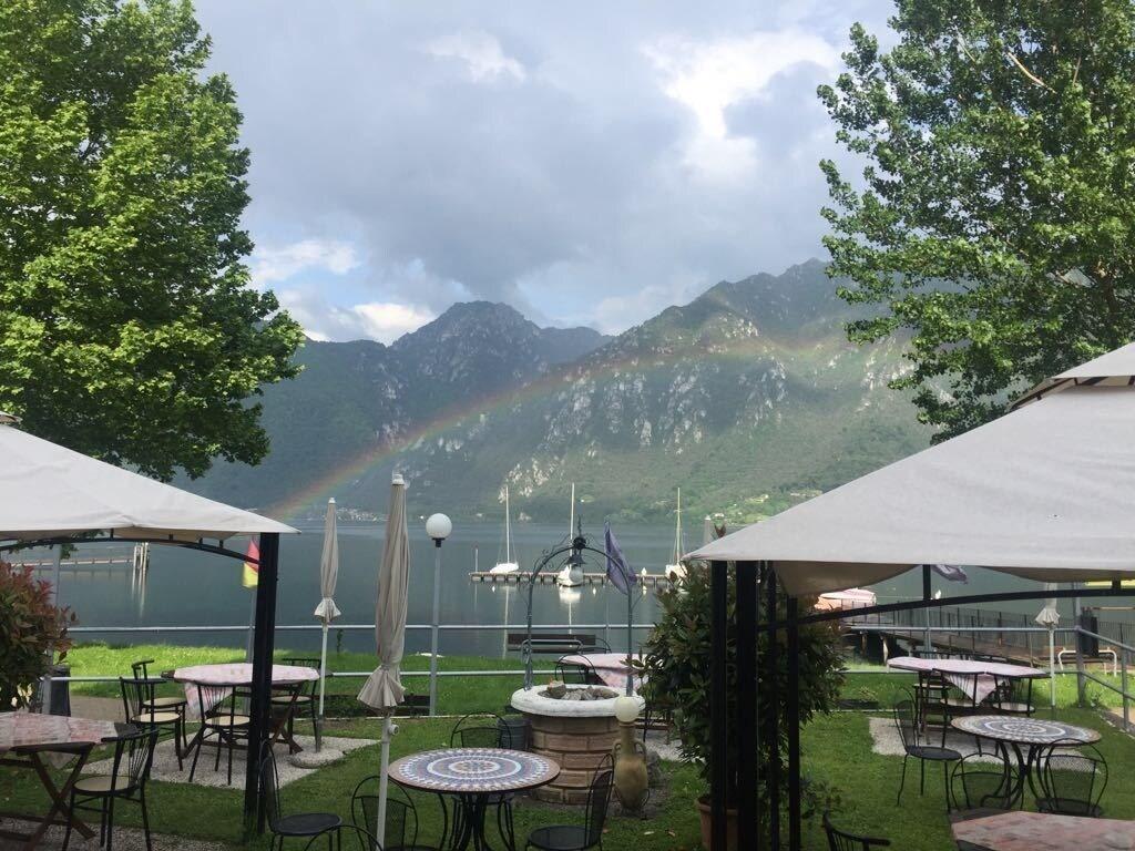 Varios Hotel al Lago