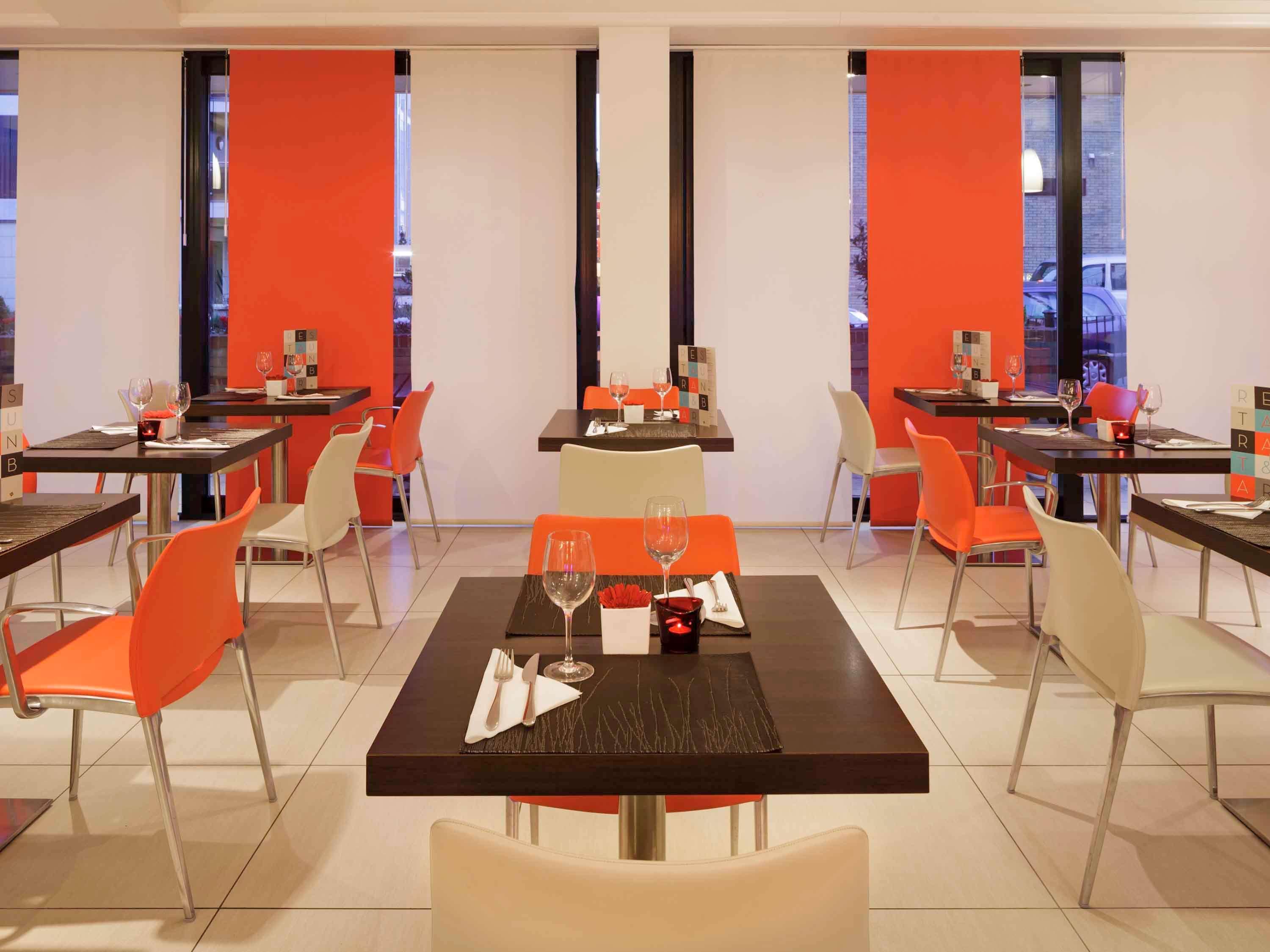 Bar/Salón ibis London Docklands Canary Wharf