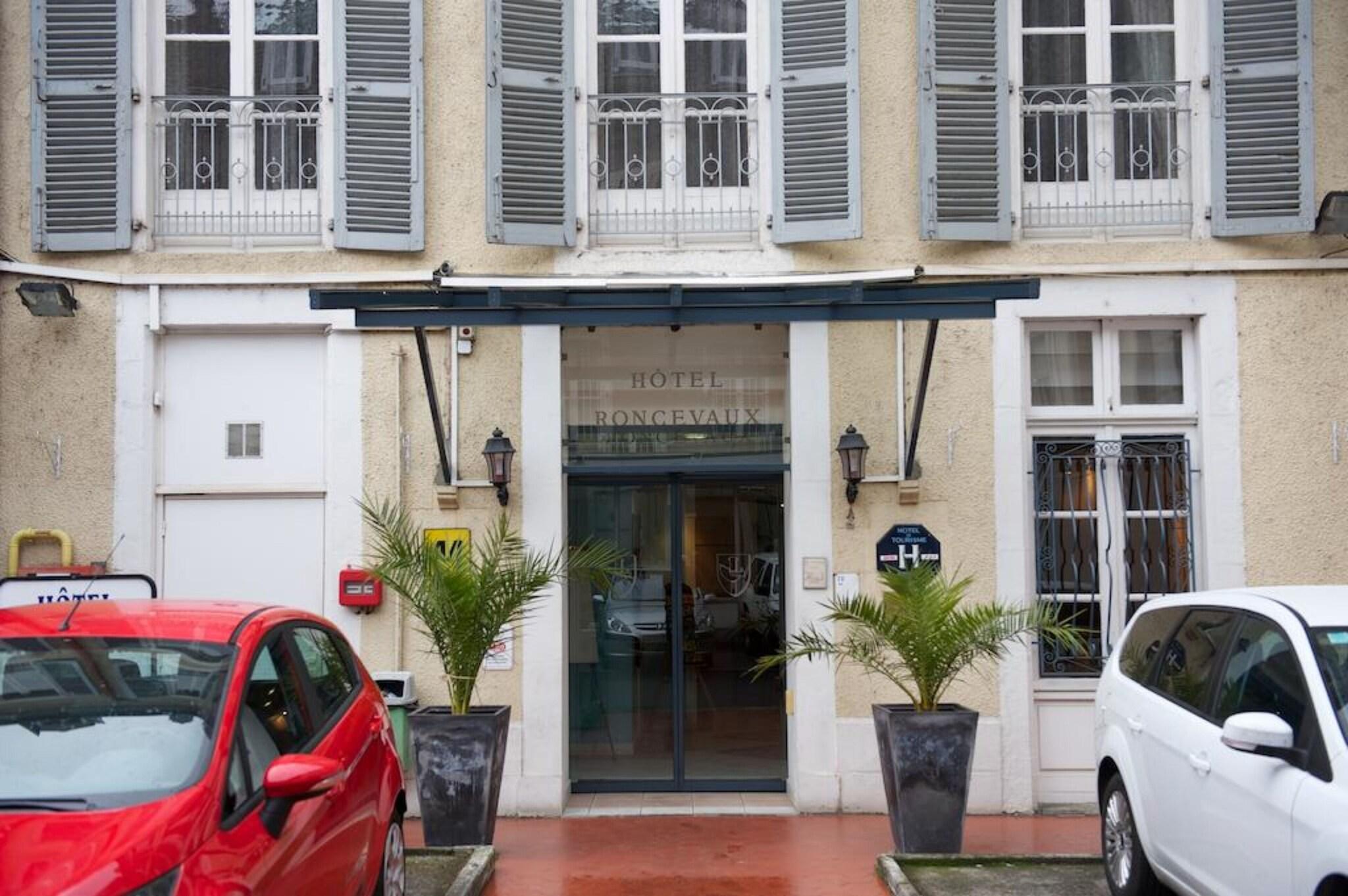 Vista Exterior Hôtel Le Roncevaux
