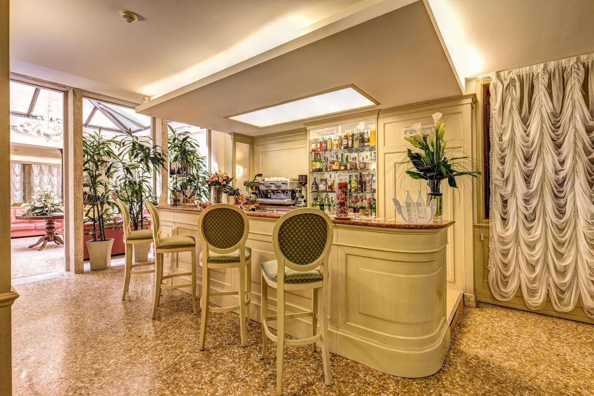 Bar/Salón Hotel Bella Venezia