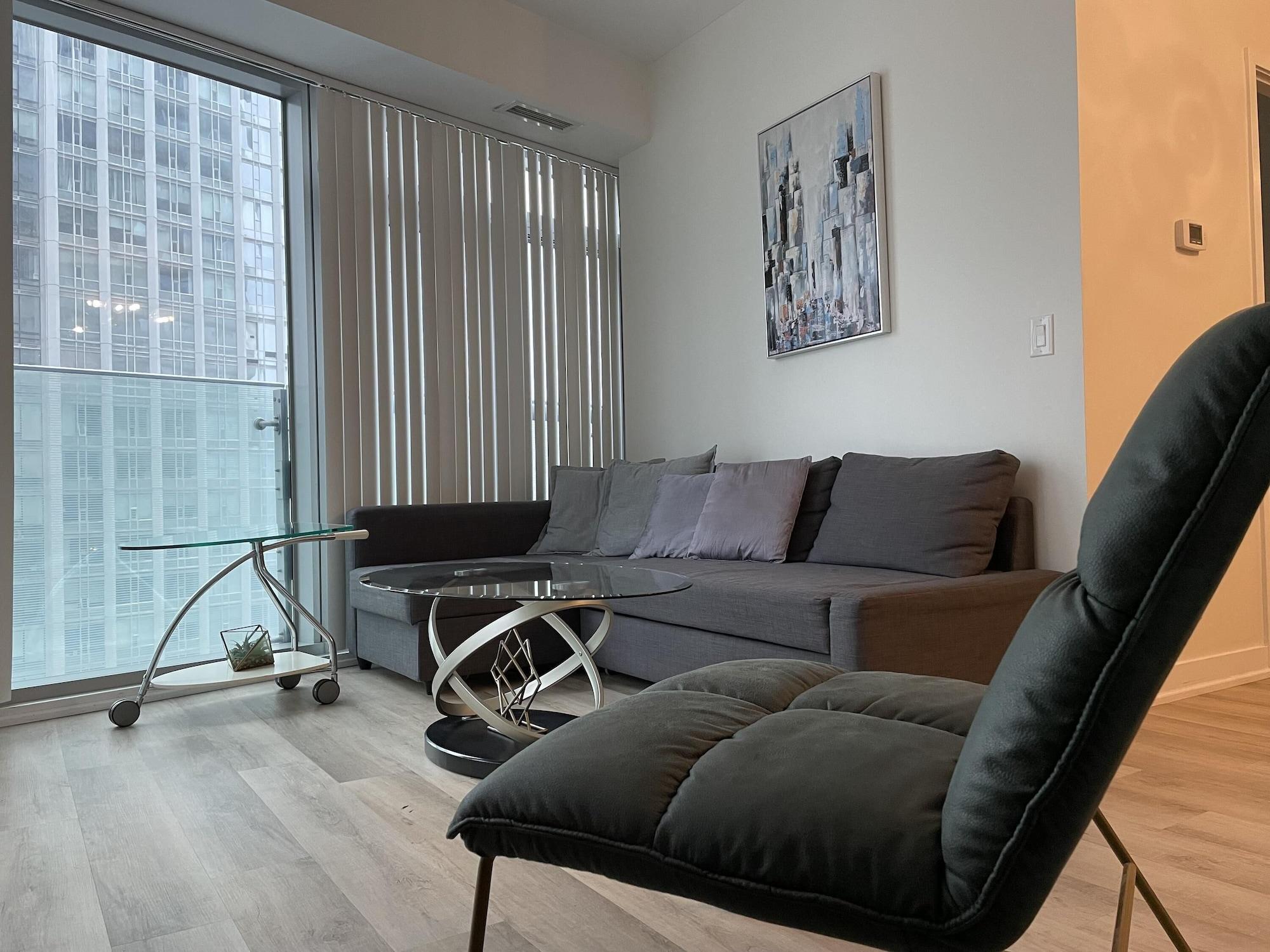 Comodidades del Alojamiento York Street Suites Toronto