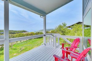 Alquiler Vacacional - Serene Burnet Getaway w/ Buchanan Lake Views!