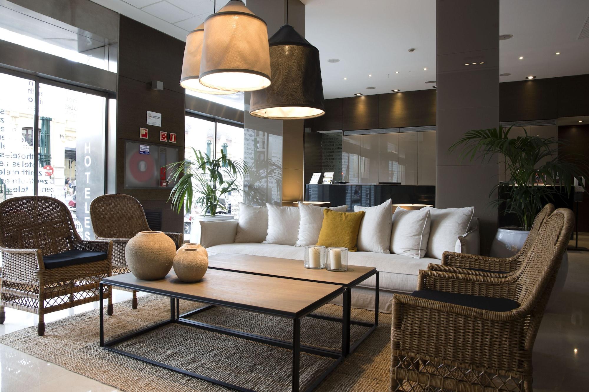 Vista Lobby Hotel Zenit Valencia